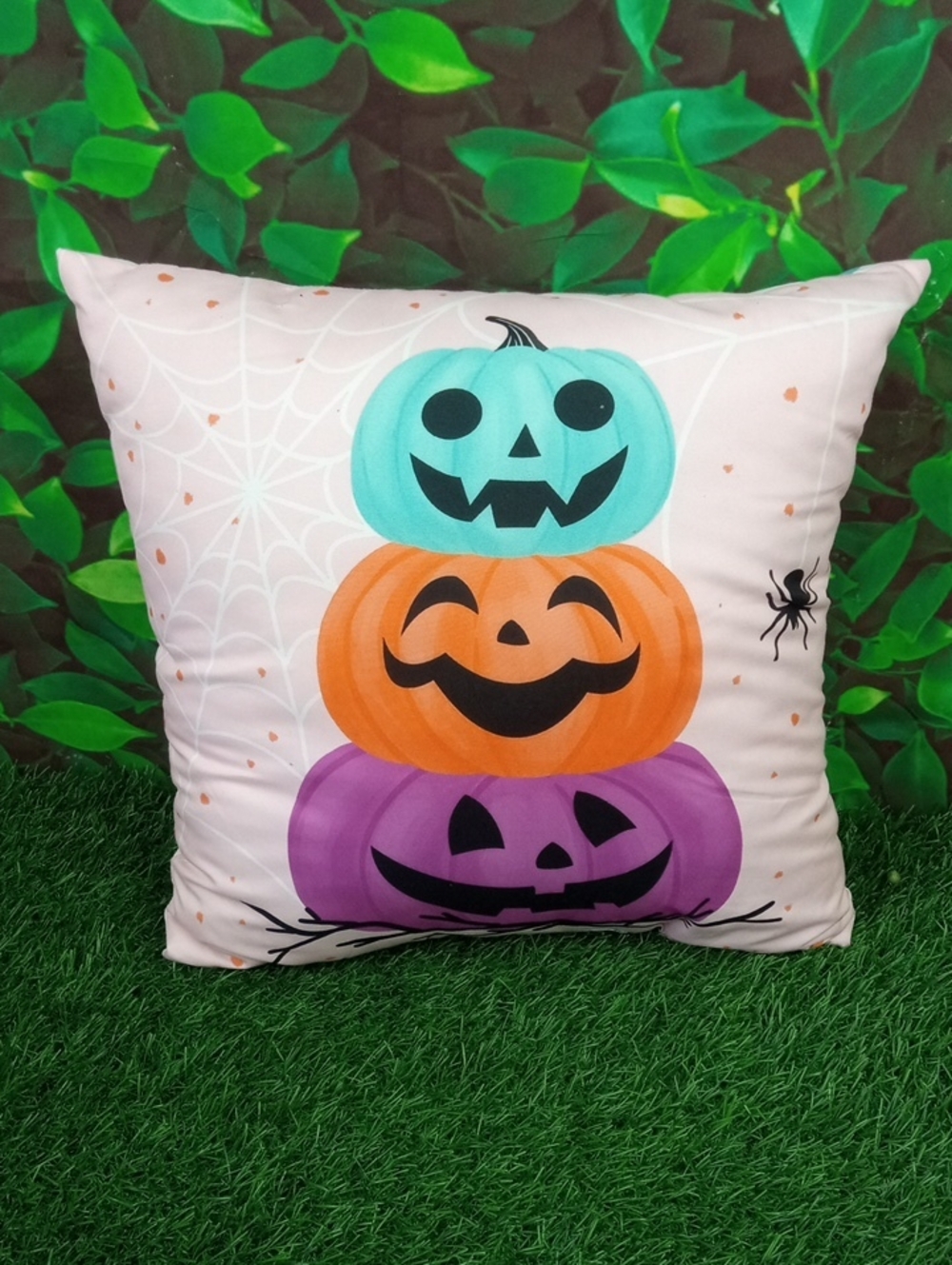 👻 Halloween Pumpkin Stack Decorative Small Pillow